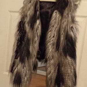 Wonderful Shaggy Faux Fur Vest - Blk., Gray, White - L